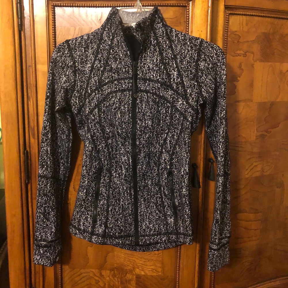 lululemon jacket